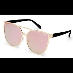 Quay Australia Sorority Princess pink